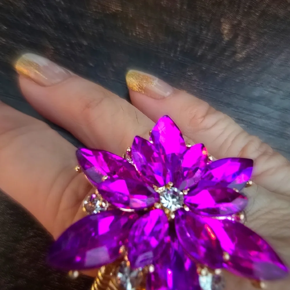 Magenta Purple Rhinestone Crystal Flower Stretch Cocktail Ring